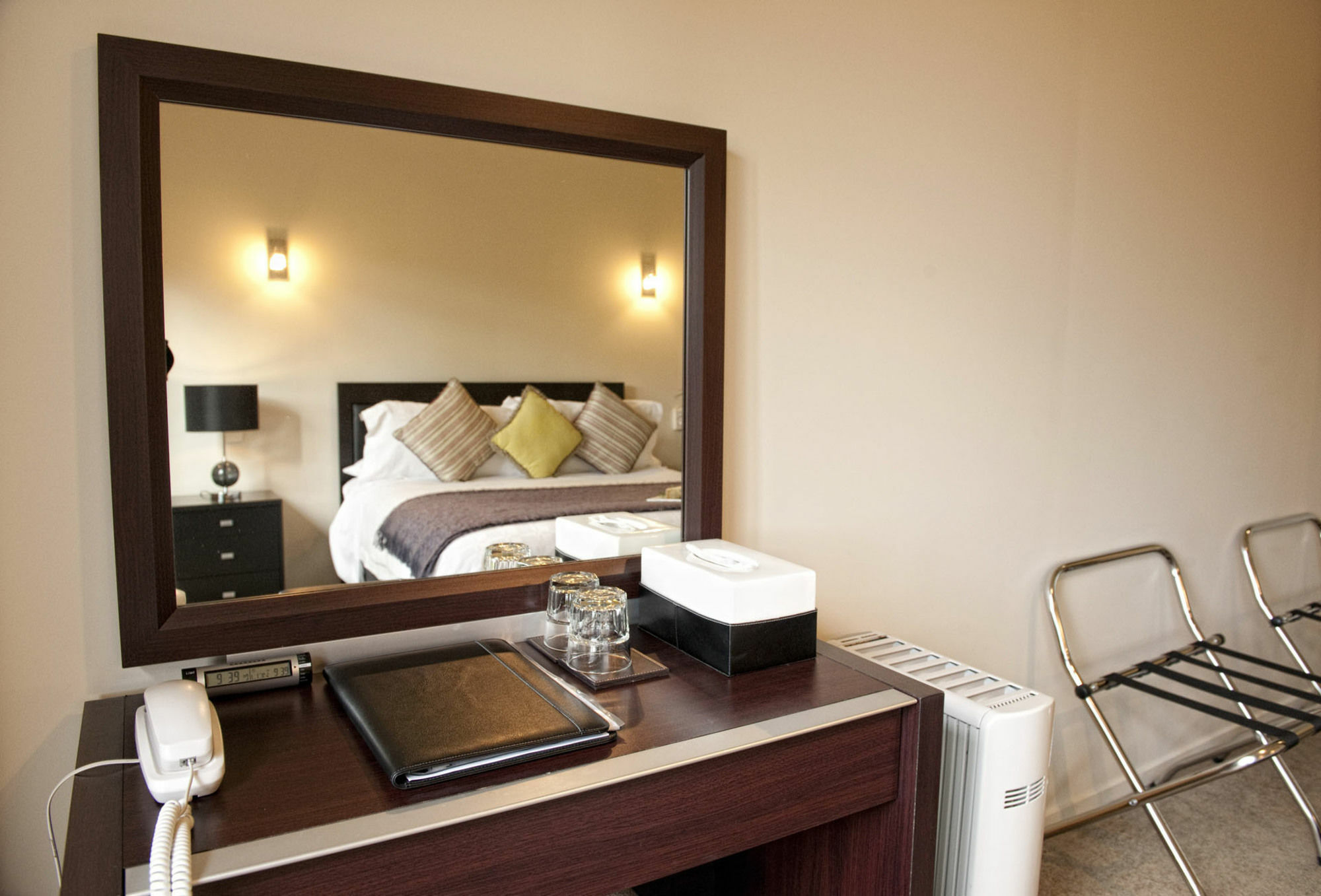 บีแอนด์บี แอ็ด เดอะ เรดวู้ดส์ Bed & Breakfast โรโตรัว ภายนอก รูปภาพ
